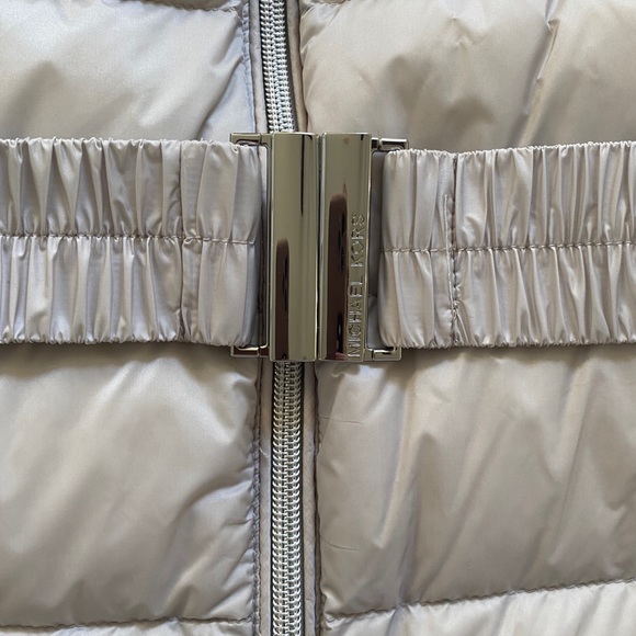 Michael Kors Faux Fur Trim Quilted Nylon Belted Puffer Coat in Large - Picture 8 of 15